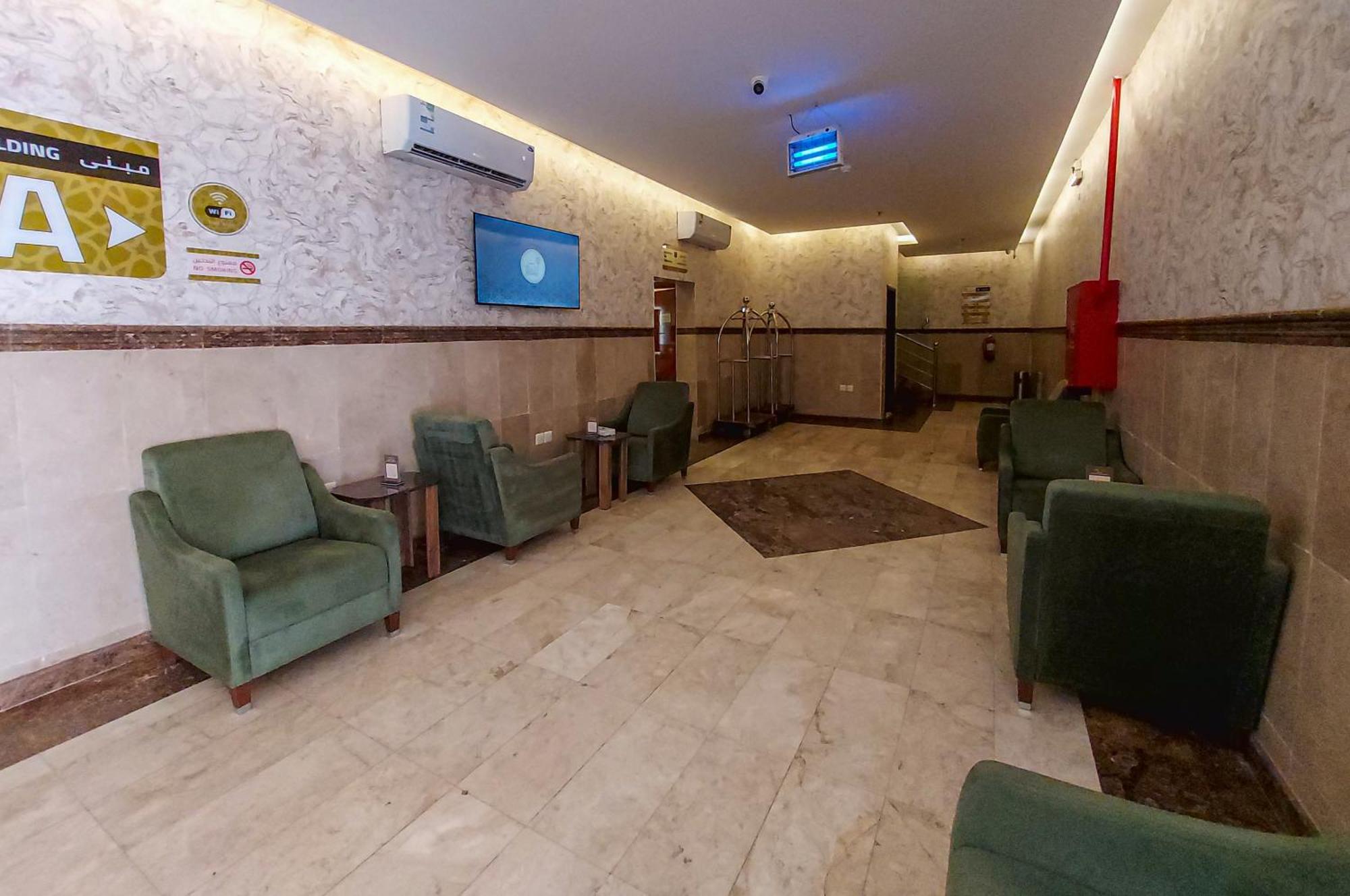 Iwan AlAndalusia hotel suites Alrehab Jeddah Bagian luar foto