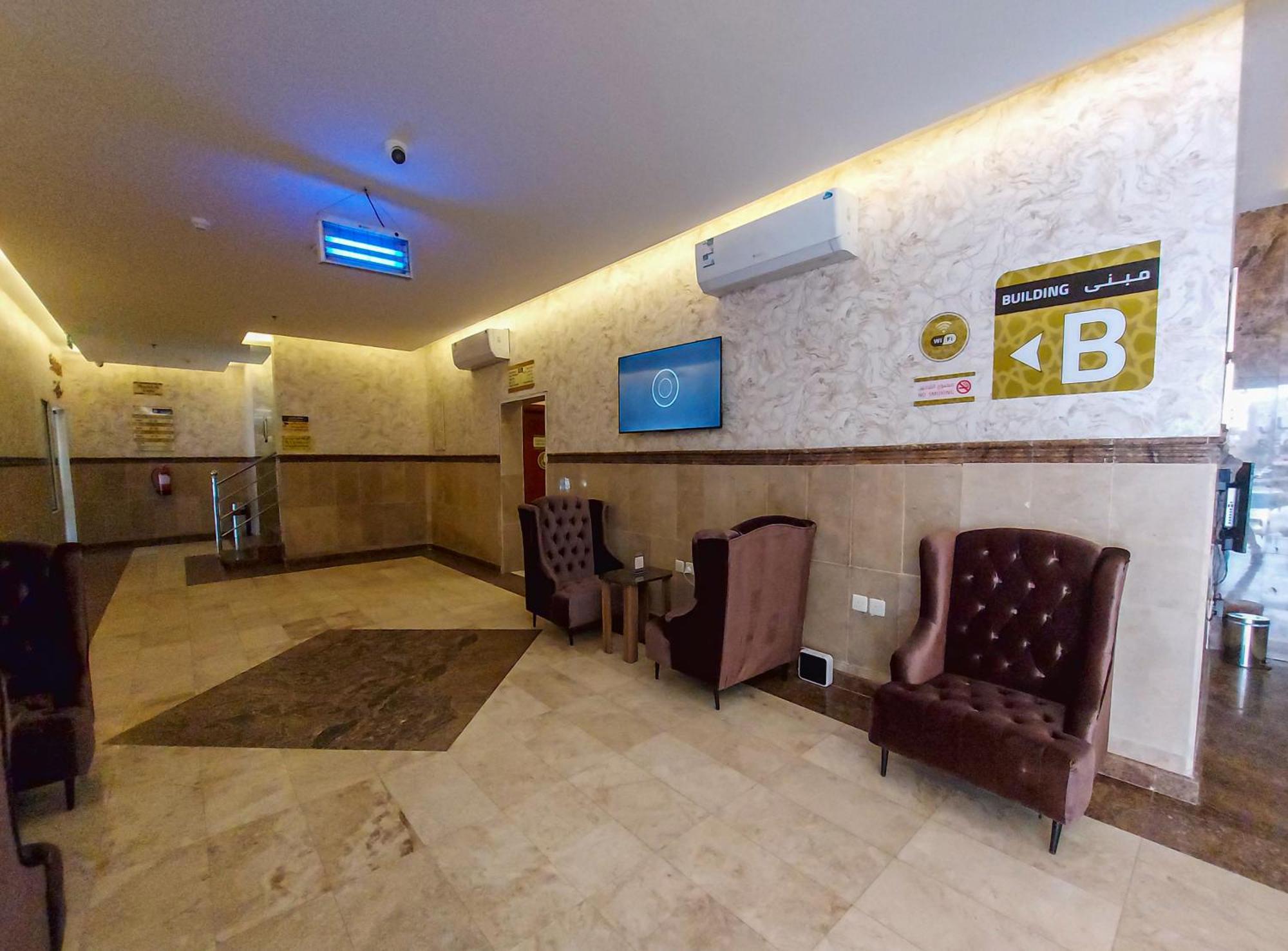 Iwan AlAndalusia hotel suites Alrehab Jeddah Bagian luar foto