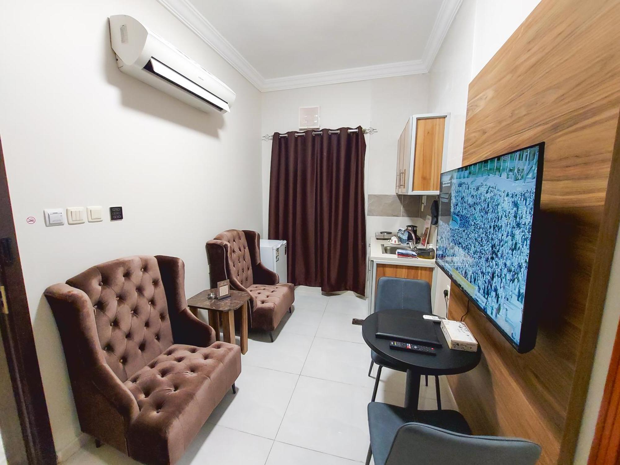 Iwan AlAndalusia hotel suites Alrehab Jeddah Bagian luar foto